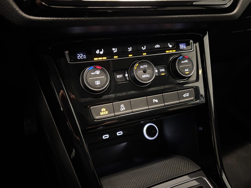 VW Touran 1,5 TSi 150 Highline DSG 7prs 5d