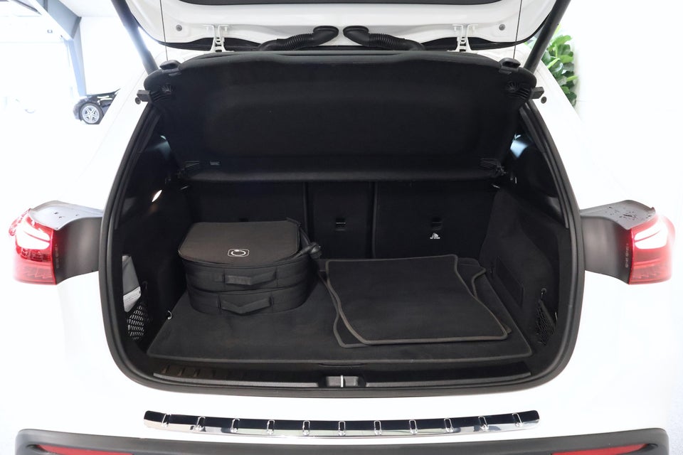 Mercedes EQA250+ Progressive 5d