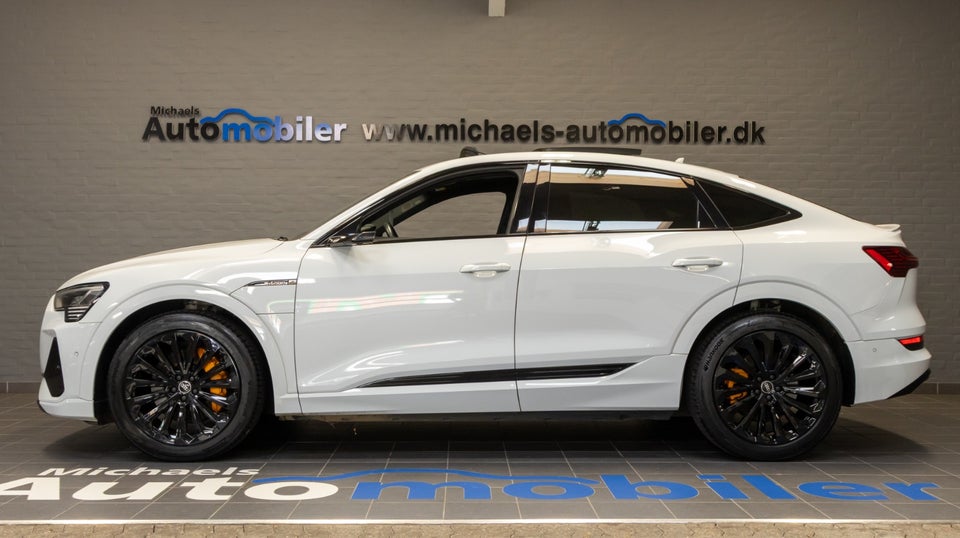 Audi e-tron 55 S-line Sportback quattro 5d
