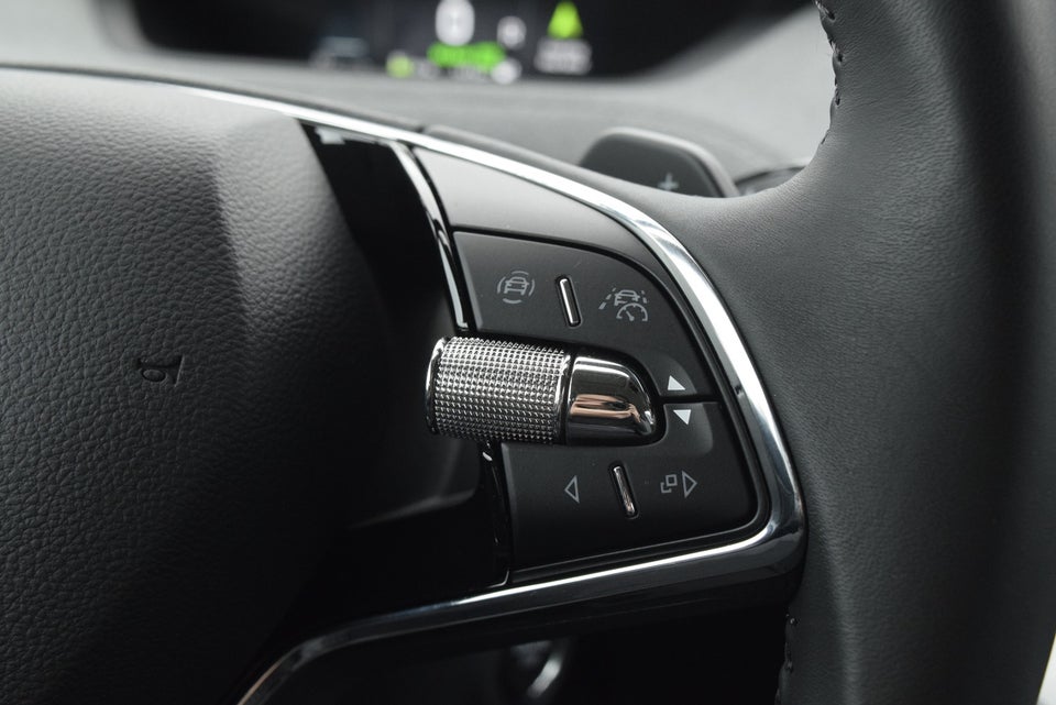 Skoda Enyaq 60 iV Loft 5d