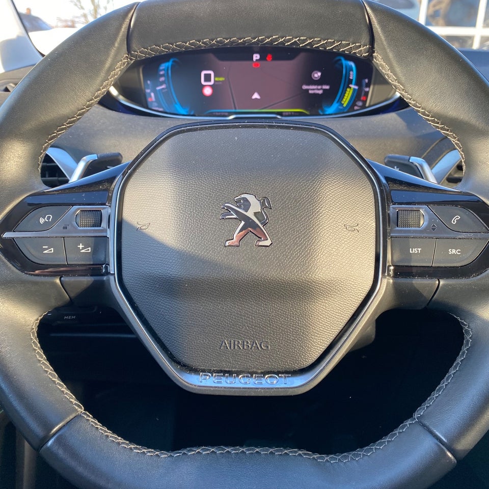 Peugeot 3008 1,6 Hybrid Allure Pack EAT8 5d