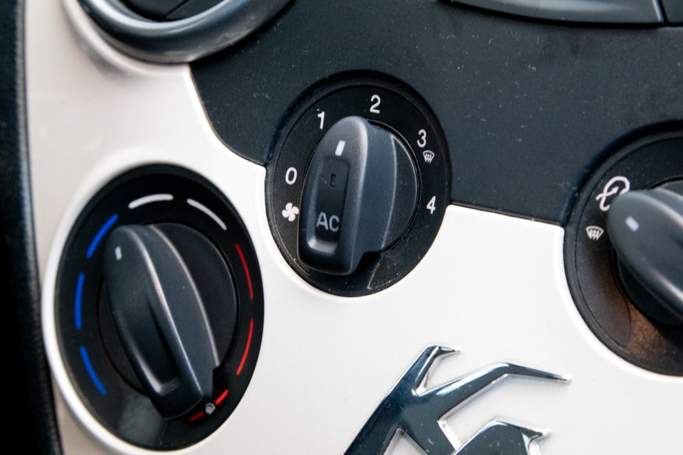 Ford Ka 1,2 Titanium 3d