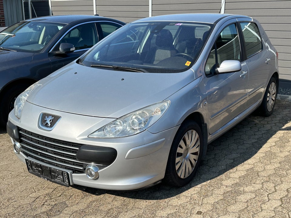 Peugeot 307 1,6 HDi 109 Creative 5d