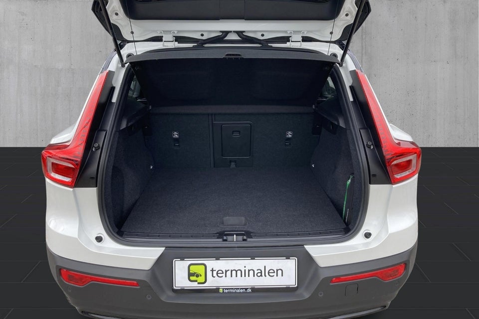 Volvo XC40 ReCharge Extended Range Core 5d