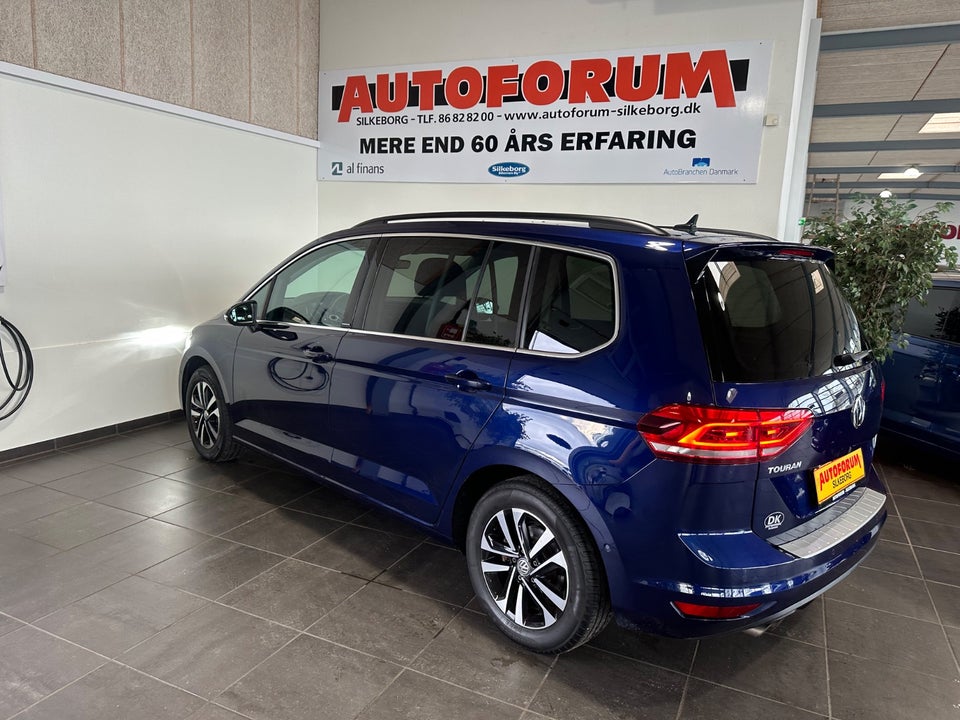 VW Touran 2,0 TDi 150 IQ.Drive DSG Van 5d