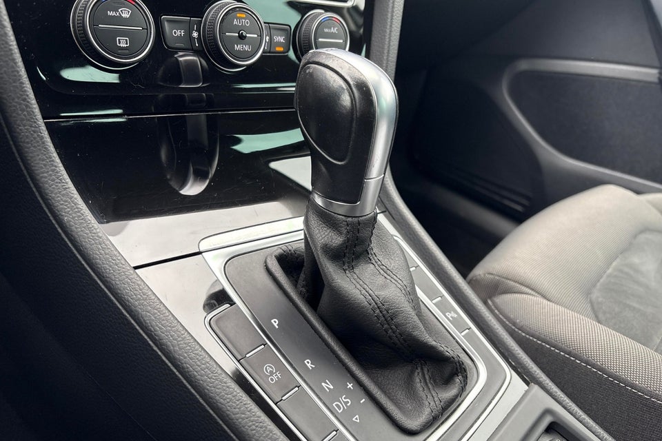 VW Golf VII 1,5 TSi 150 Highline DSG 5d