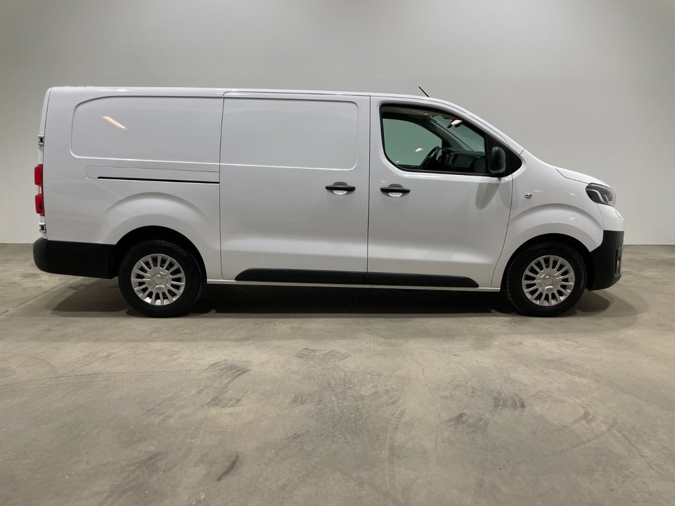 Toyota ProAce 2,0 D 144 Long Comfort Master 5d