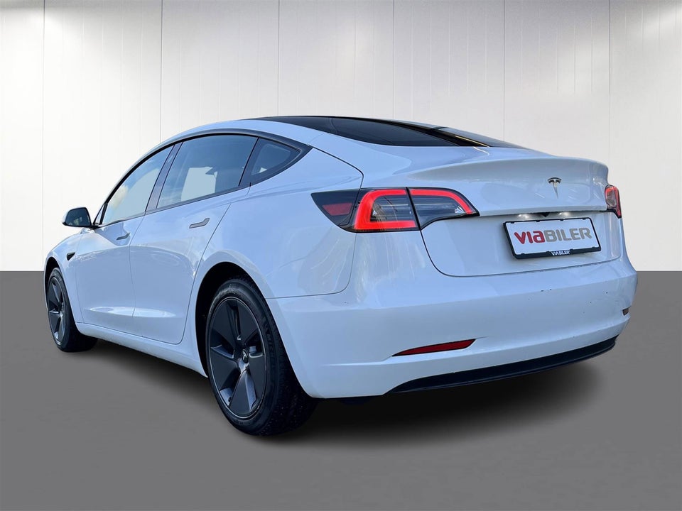 Tesla Model 3 Long Range AWD 4d