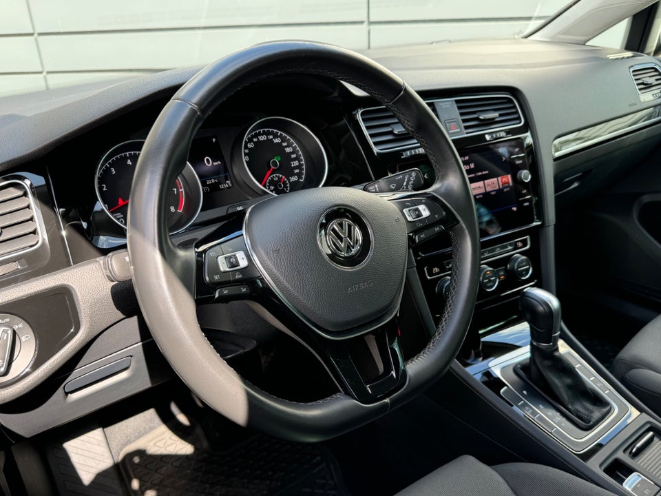 VW Golf VII 1,5 TSi 150 Highline Variant DSG 5d