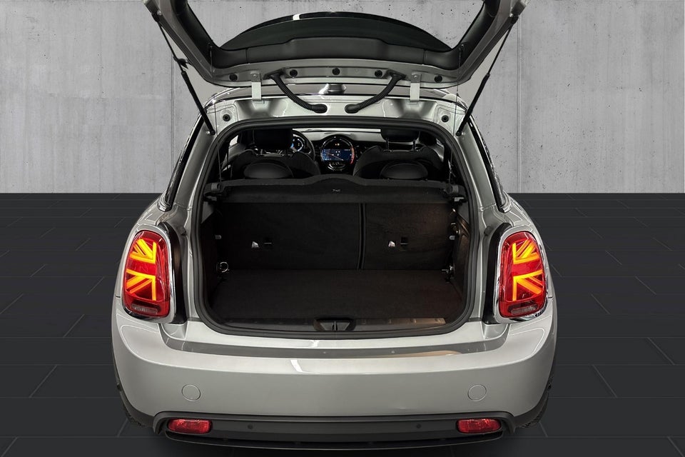 MINI Cooper SE Classic Trim 3d