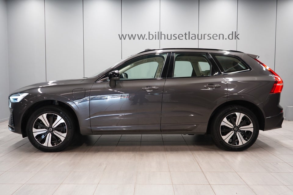 Volvo XC60 2,0 T6 ReCharge Plus Dark aut. AWD 5d