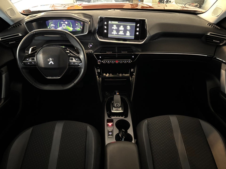 Peugeot 2008 1,5 BlueHDi 130 Allure Pack EAT8 5d