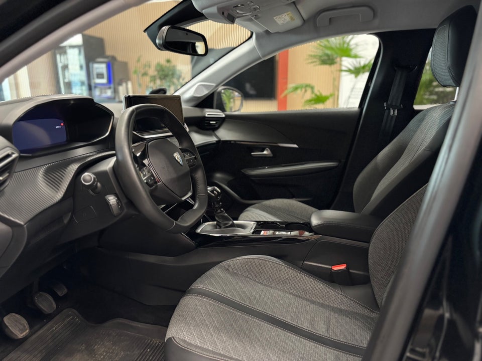 Peugeot 208 1,2 PureTech 100 Allure Pack 5d