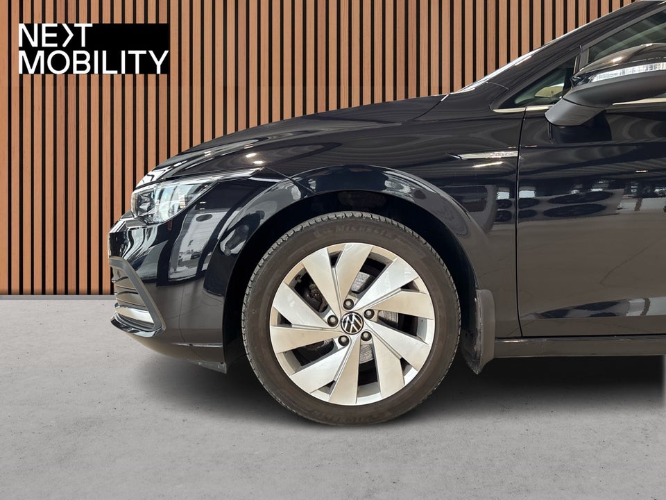 VW Golf VIII 1,5 eTSi 150 Style DSG 5d