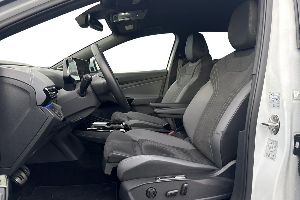 VW ID.4 77 Style 4Motion 5d