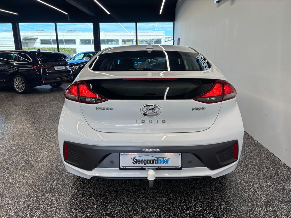 Hyundai Ioniq 1,6 PHEV Trend DCT 5d