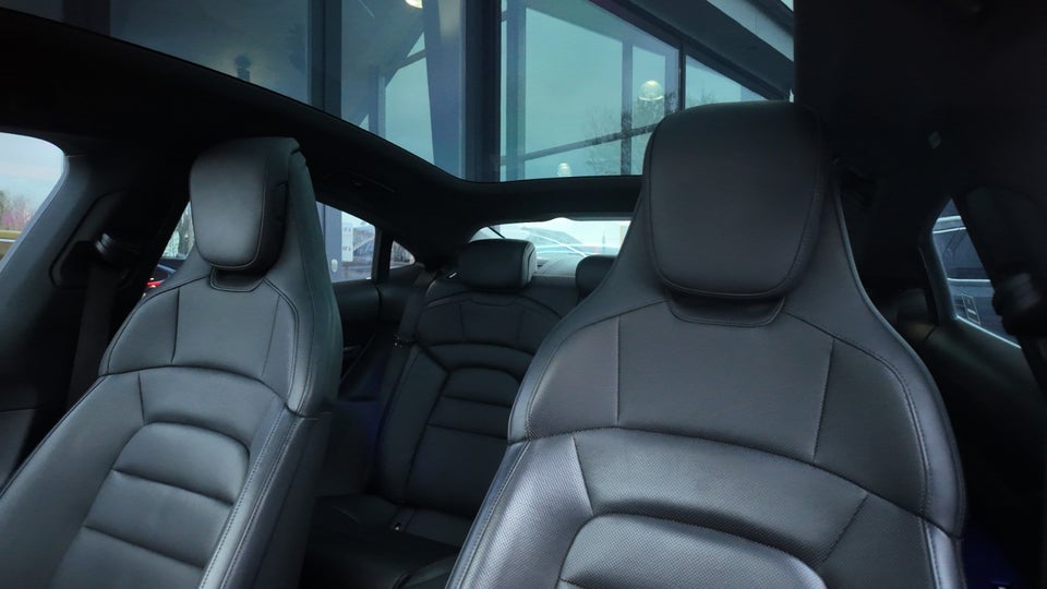 Porsche Taycan 4S Performance+ 4d