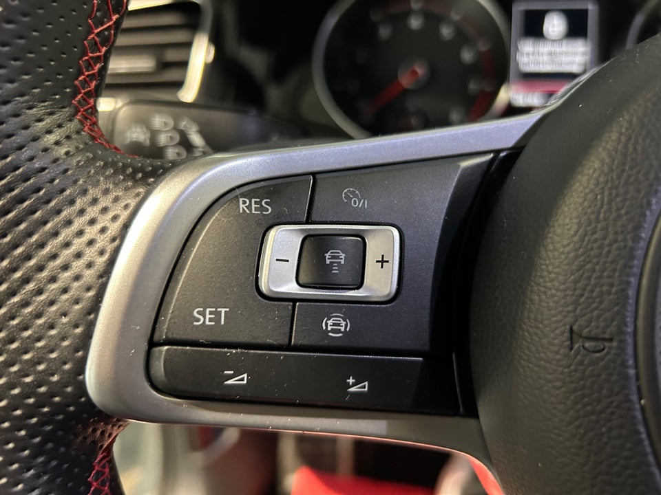 VW Golf VII 2,0 GTi Clubsport DSG 5d