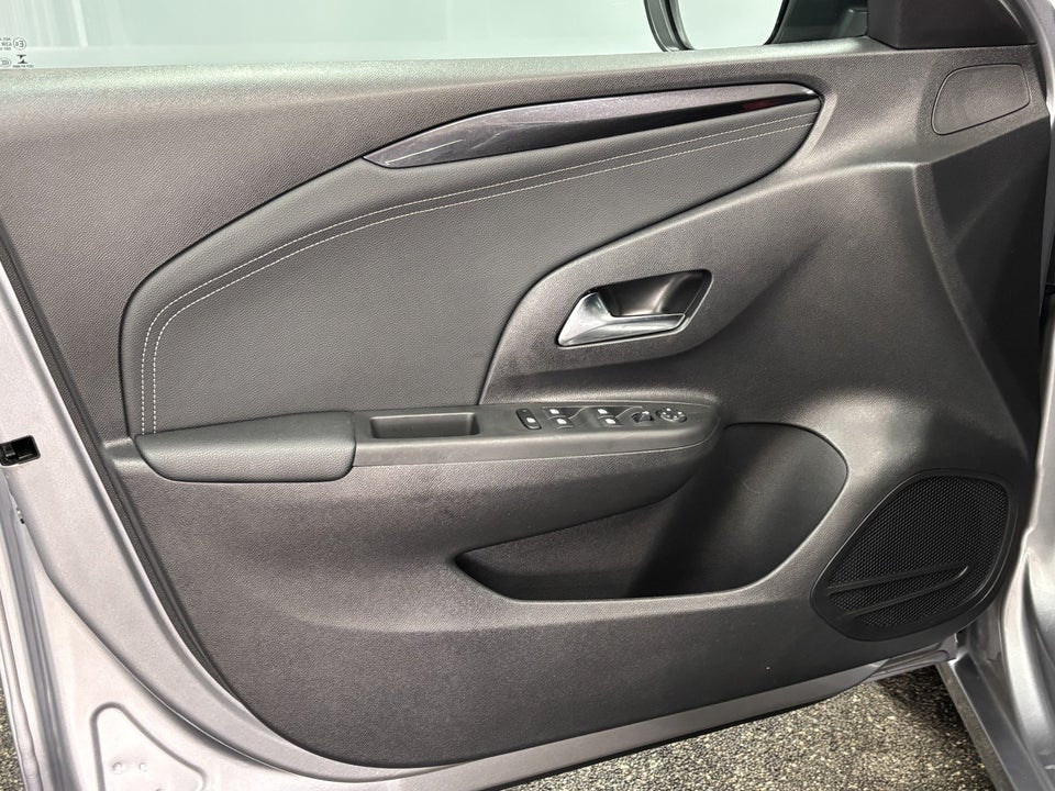 Opel Corsa 1,2 Elegance 5d