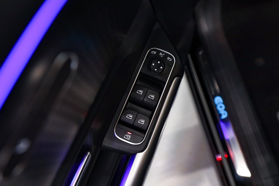 Mercedes EQA250+ AMG Advance 5d