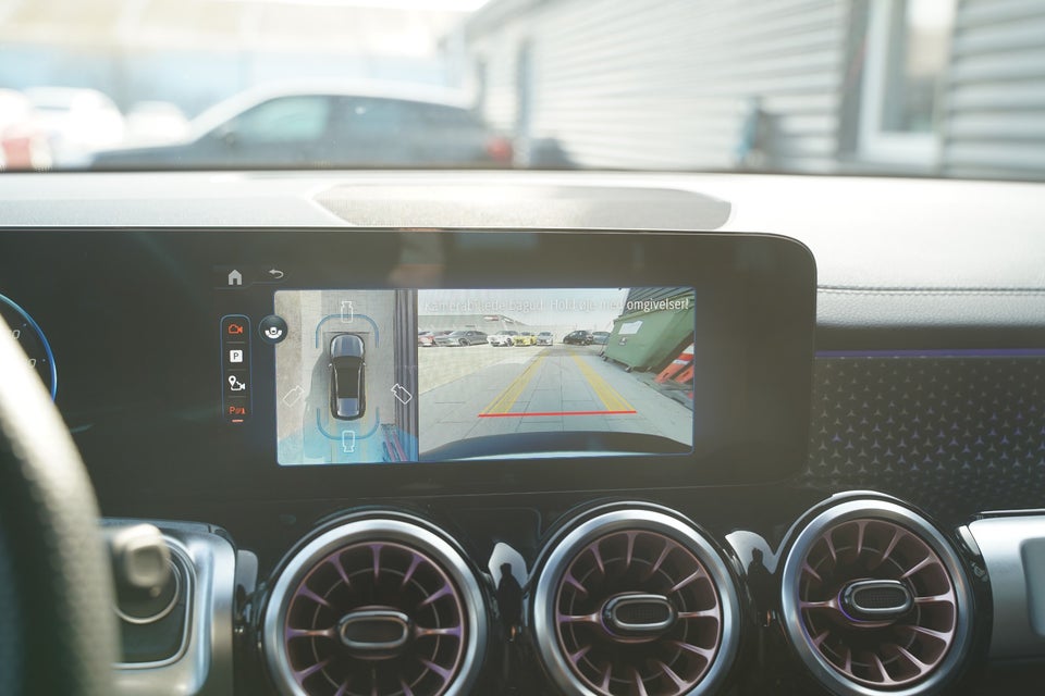 Mercedes EQB250+ Electric Art 7prs 5d