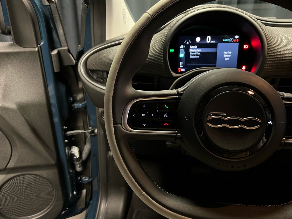 Fiat 500e 42 la Prima by Bocelli Cabrio 2d