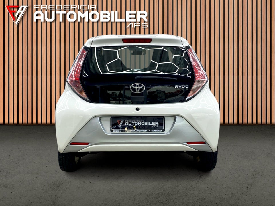 Toyota Aygo 1,0 VVT-i x-pure 5d