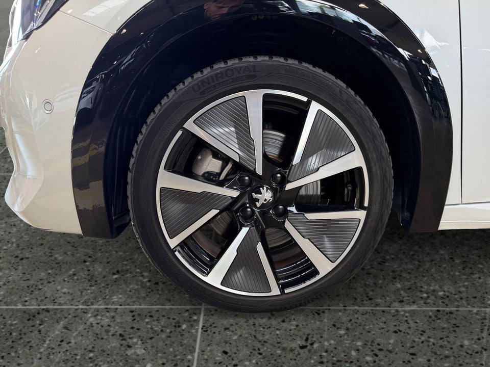 Peugeot e-208 50 GT Pack 5d