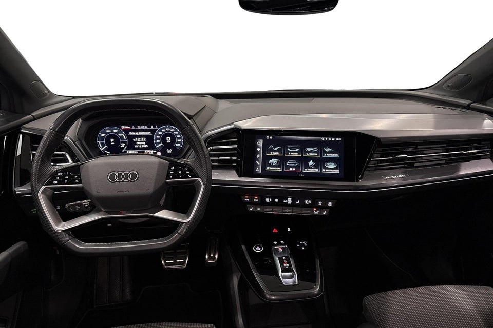 Audi Q4 e-tron 50 Attitude quattro 5d