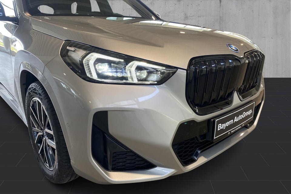 BMW iX1 xDrive30 M-Sport 5d