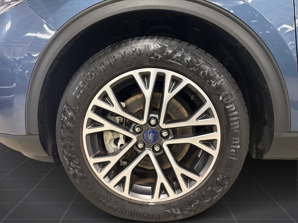 Ford Kuga 2,5 PHEV Titanium X CVT 5d