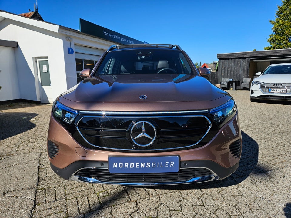 Mercedes EQB300 Progressive 4Matic 5d