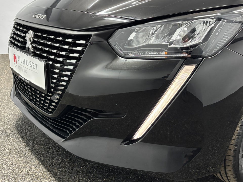 Peugeot 208 1,2 PureTech 100 Allure 5d