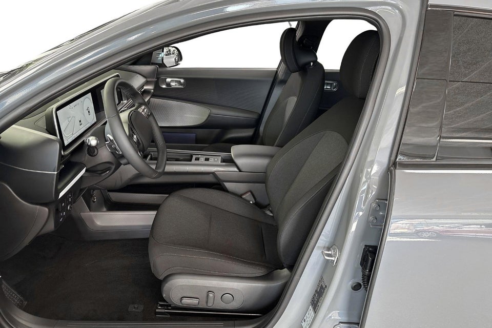 Hyundai Ioniq 6 53 Essential 4d