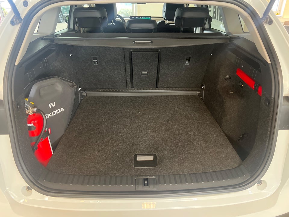 Skoda Enyaq 80 iV Loft 5d