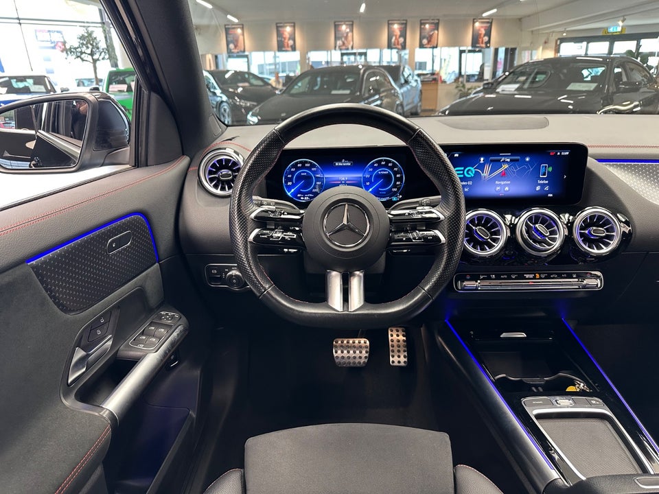 Mercedes EQA350 AMG Line 4Matic 5d