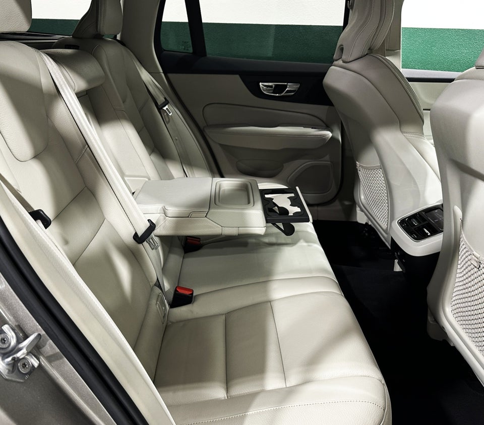 Volvo V60 2,0 D4 190 Inscription aut. 5d