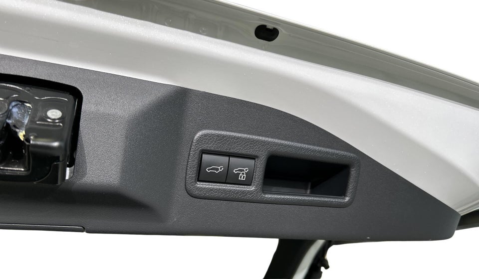 Toyota bZ4X Executive 5d