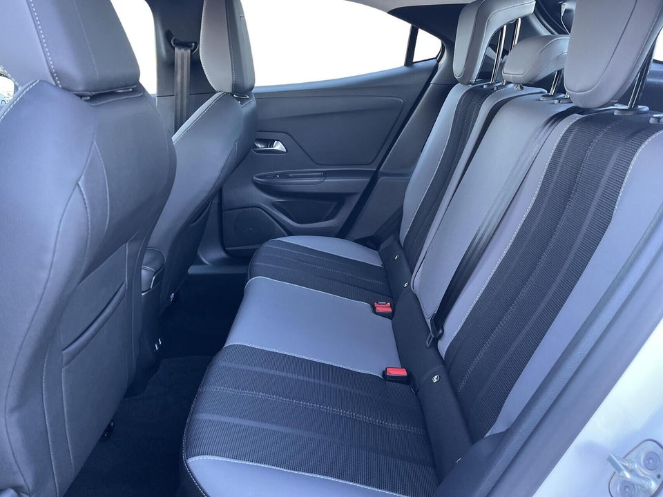 Opel Mokka-e 50 Elegance 5d