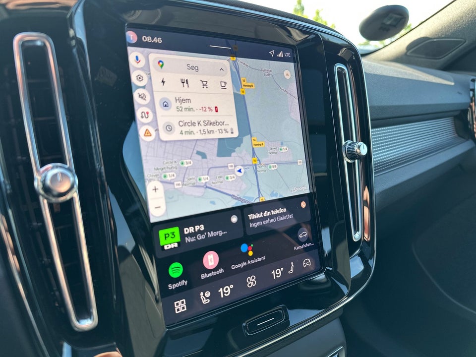 Volvo EX40 Extended Range Black Edition 5d