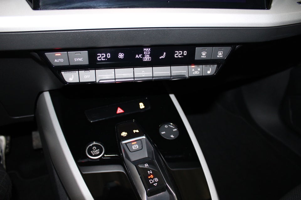 Audi Q4 e-tron 40 Advanced 5d