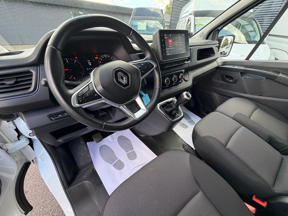 Renault Trafic 2,0 dCi 130 L2H1
