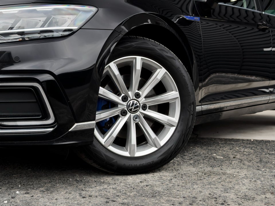 VW Passat 1,4 GTE High Variant DSG 5d
