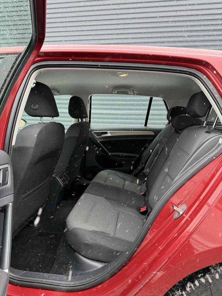 VW Golf VII 1,4 TSi 122 Comfortline BMT 5d