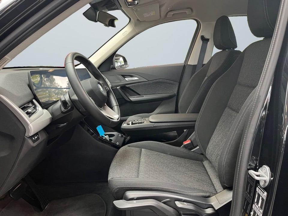 BMW iX1 xDrive30 X-Line 5d