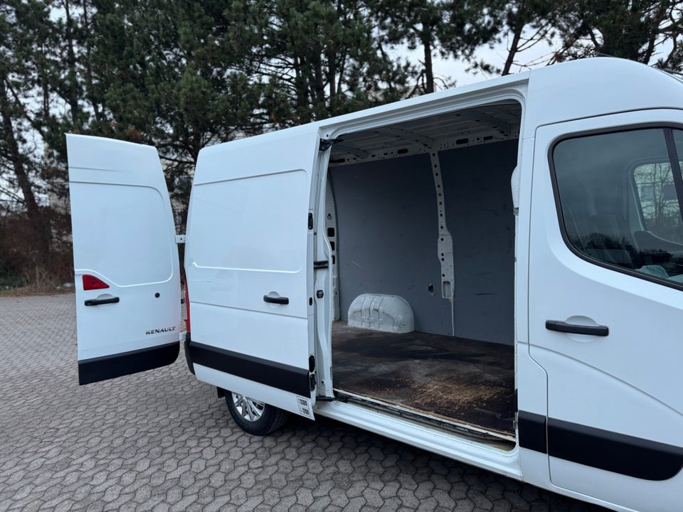 Renault Master III T33 2,3 dCi 125 L2H2 Kassevogn 5d