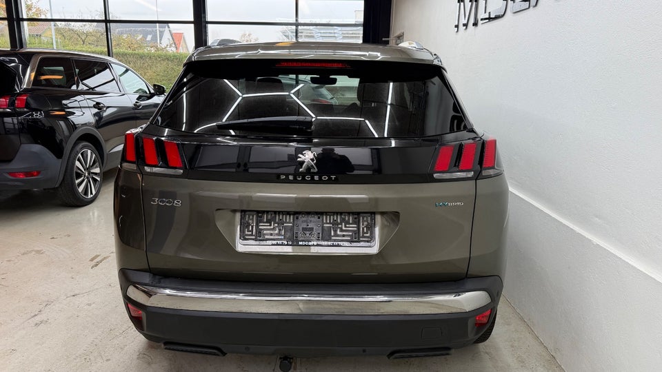 Peugeot 3008 1,6 Hybrid Allure Limited EAT8 5d