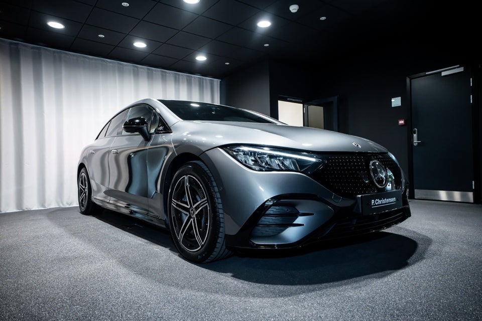 Mercedes EQE300 AMG Line 4d