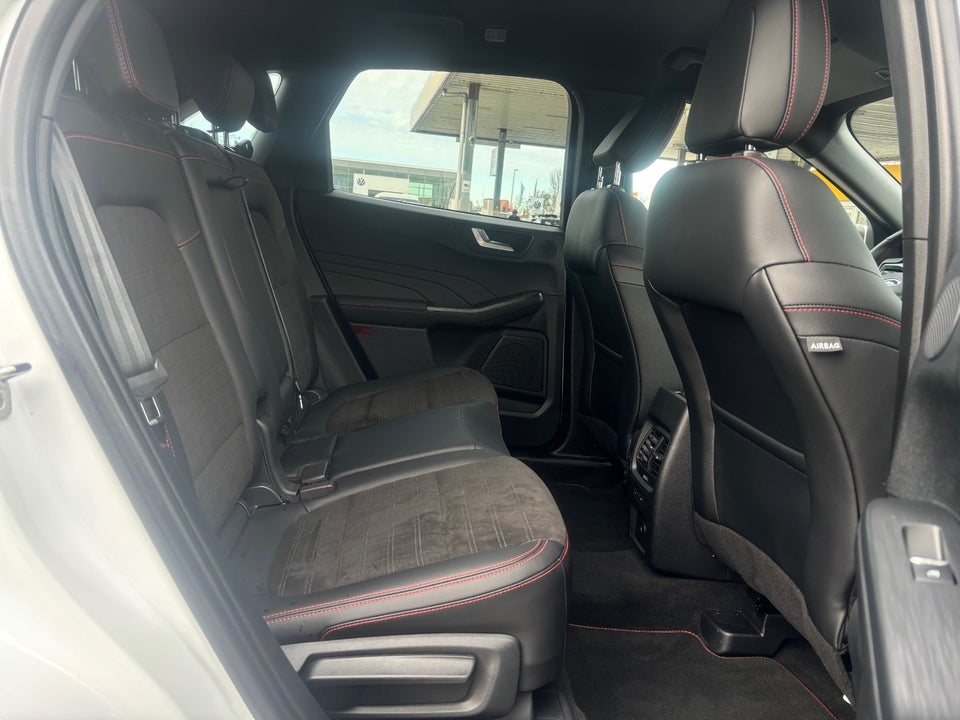 Ford Kuga 2,5 PHEV ST-Line X CVT 5d