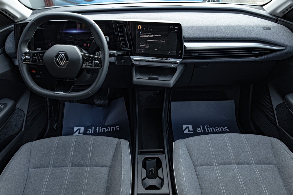 Renault Megane E-Tech 40 Equilibre 5d